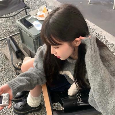 深蓝与月光